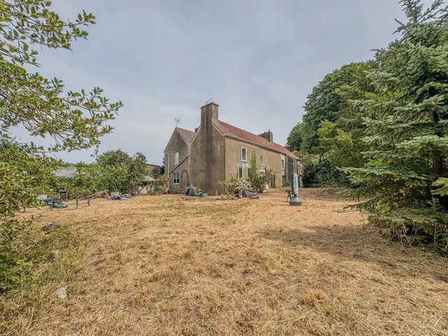 Photo 3 — Sturden Manor, Winterbourne Hill, Bristol, BS36 1JR