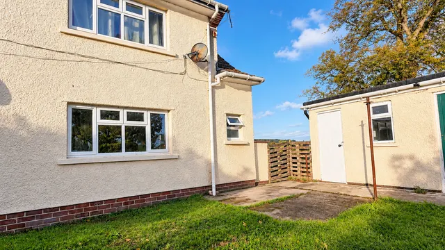 The Millands, Somerton, photo 2