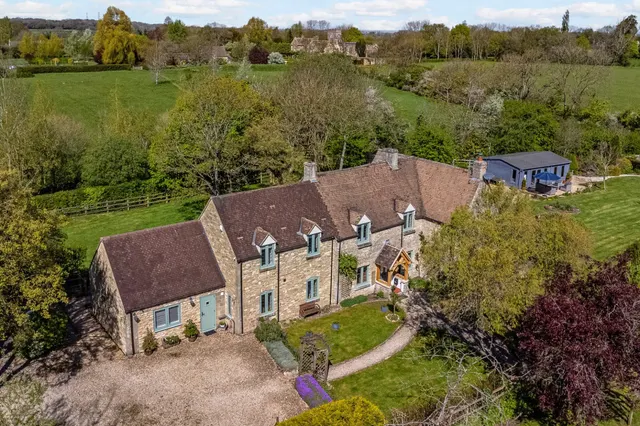 Minety, Malmesbury, SN16, photo 1
