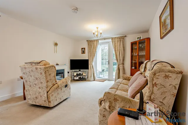 Lindsay Road, Poole, BH13, photo 3