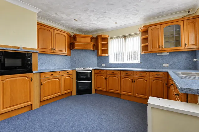 Sunnybank, Barton-Upon-Humber, DN18, photo 3