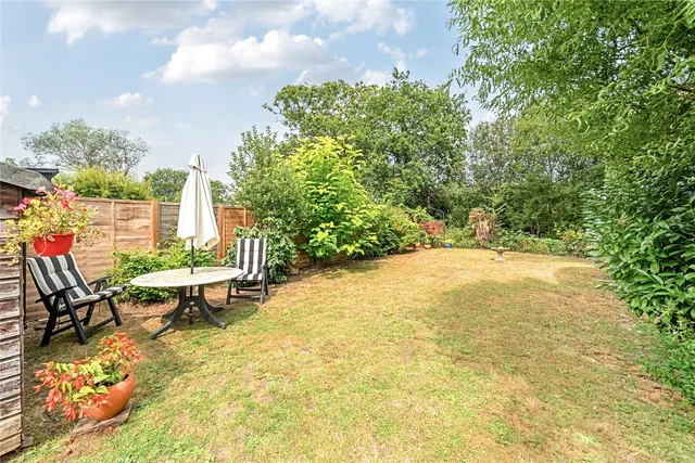 Send Marsh Road, Ripley, GU23, photo 3