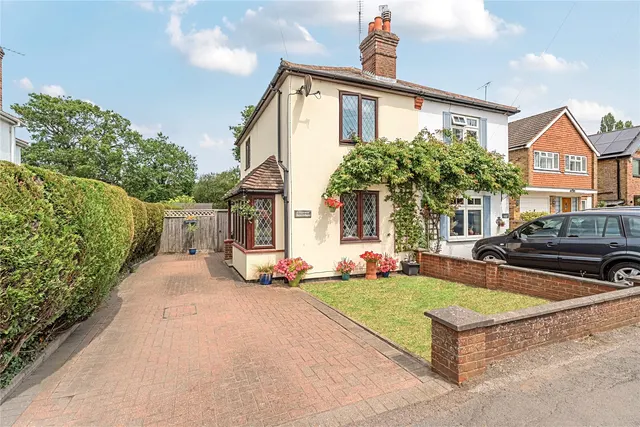 Send Marsh Road, Ripley, GU23, photo 1