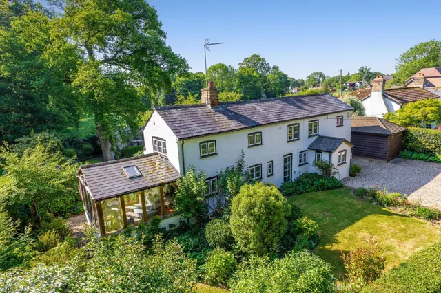 Tylney Lane, Hook, RG27, photo 1