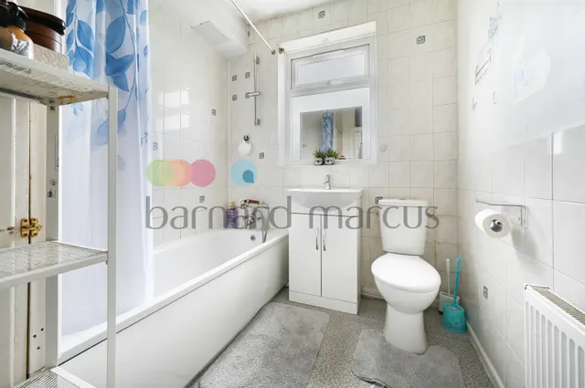 Silverleigh Road, THORNTON HEATH, photo 1
