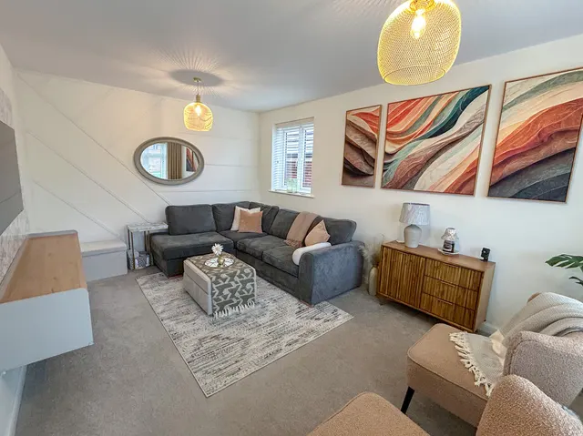 Lewis Crescent, Wellington, photo 3
