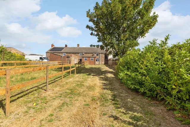 Eastons Cottages, Whitgift, DN14, photo 2