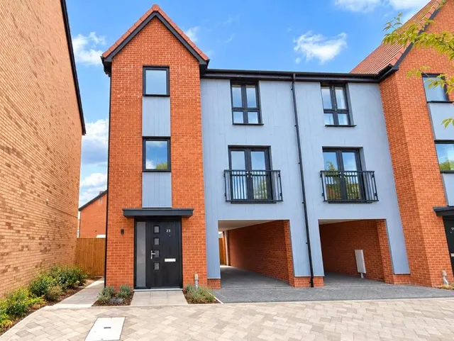 Rushforth Road, Bishop's Stortford, CM23, photo 1