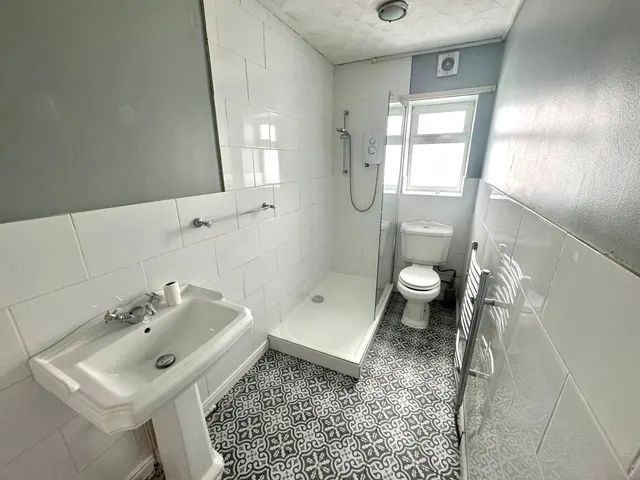 Ash Tree Apartments, CH44, photo 2