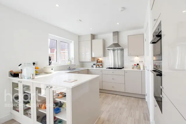 Davison Drive, Bishop's Stortford, CM23, photo 3