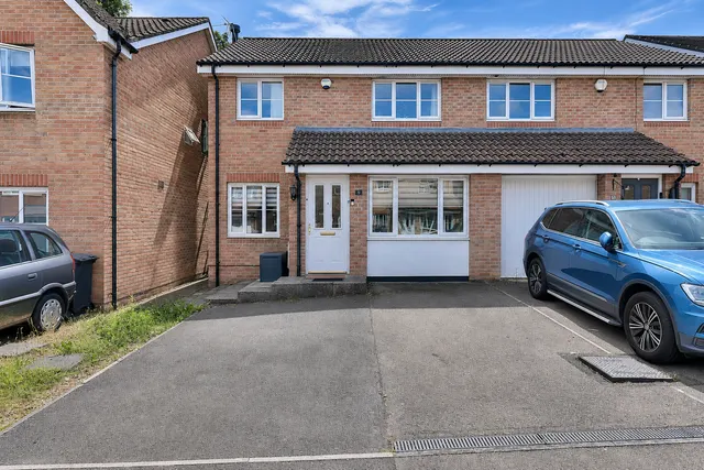 James Court, St. Mellons, CF3, photo 1
