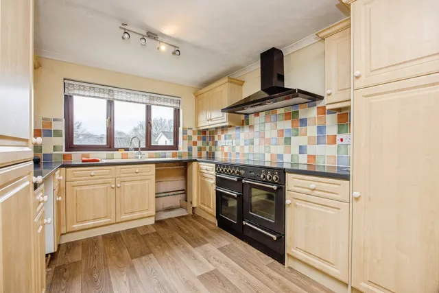 Abbots Close, Bodmin, PL31, photo 2
