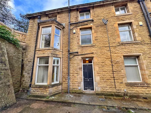 Bank Street, Bacup, OL13, photo 1