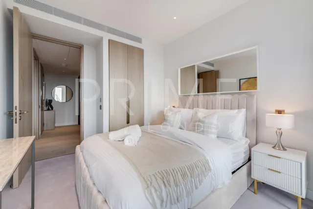 Nine Elms Lane, Nine Elms, SW8, photo 3