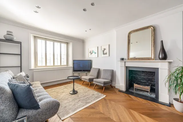 Flat 7, 73 Ladbroke Grove, London, photo 1