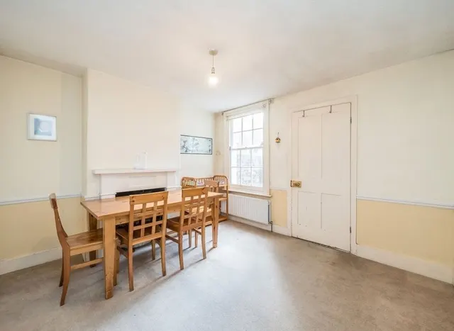 Photo 3 — St. Johns Road, Isleworth, TW7