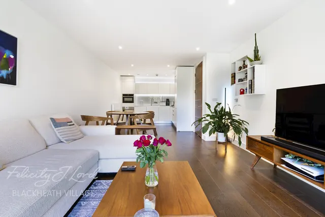 Handley Drive, London, SE3, photo 3