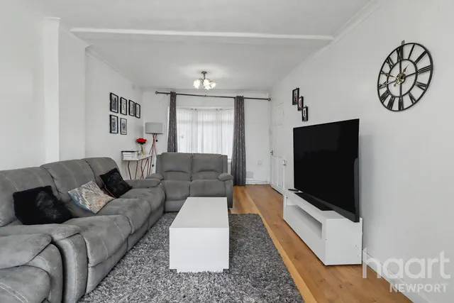 Walford Davies Drive, Newport, NP19, photo 2