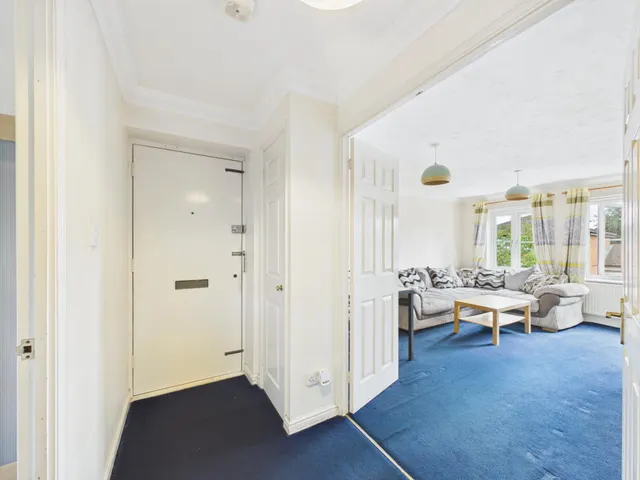 Photo 2 — Acorn Way, Bedford, MK42