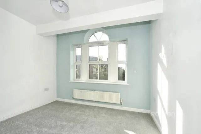 Pioneer Road, Swindon, SN25, photo 2