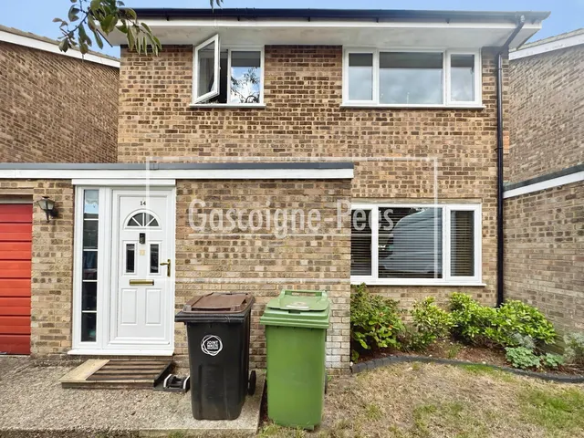 Heatherside, Camberley, GU15, photo 1