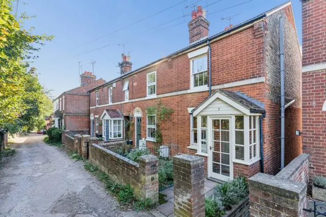 2 bedroom house, Store House Lane, Hitchin, SG4