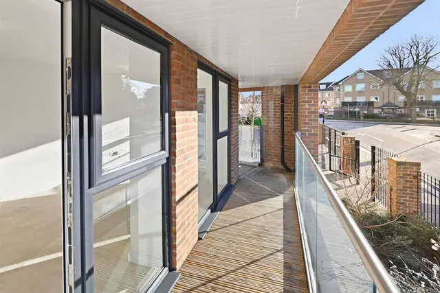 Beulah Hill, Upper Norwood, SE19, photo 3