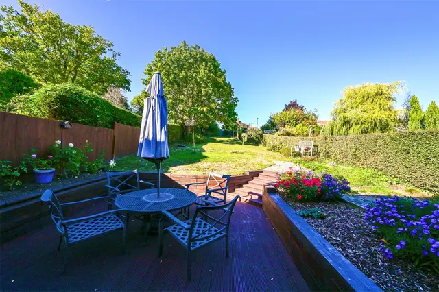 Photo 2 — Evelyn Avenue, Aldershot, Hampshire, GU11 3QB
