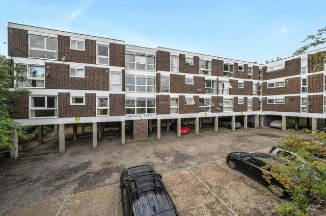 1 bedroom flat, Mayfair Close, Beckenham
