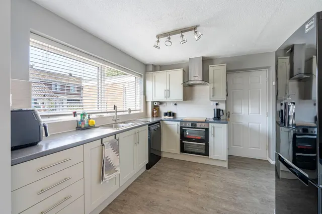 Hall Lane, Stickney, PE22, photo 2