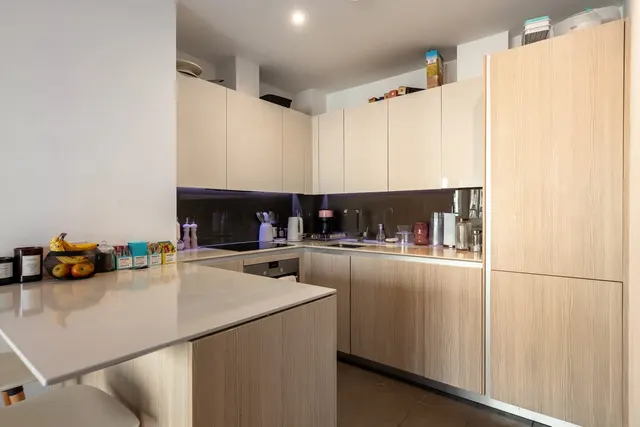 Juniper Drive, London, SW18, photo 3
