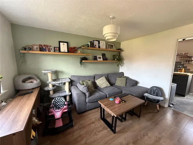 Photo 2 — Ash Crescent, Nuthall, Nottingham, Nottinghamshire, NG16