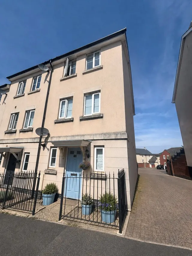 Roscoff Road, Dawlish, EX7