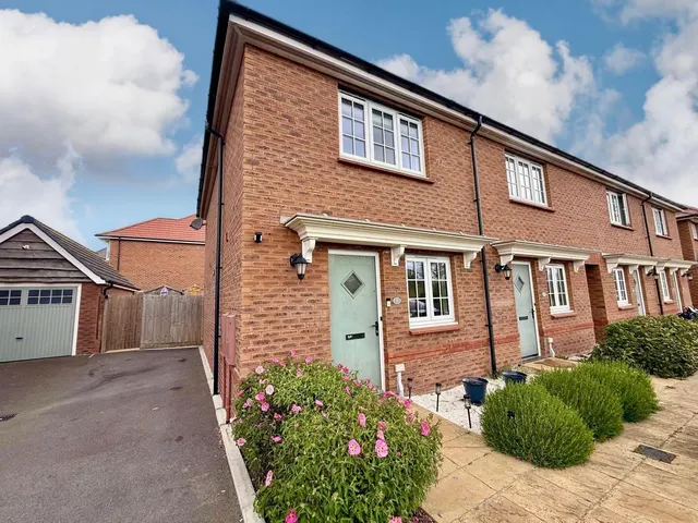 Photo 3 — Rockley Close, Swindon, Wiltshire, SN3 6FH