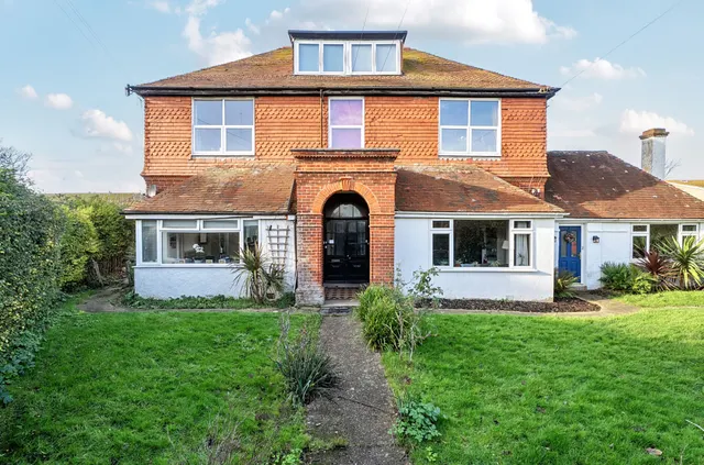 Manor Road, Selsey, PO20, photo 1