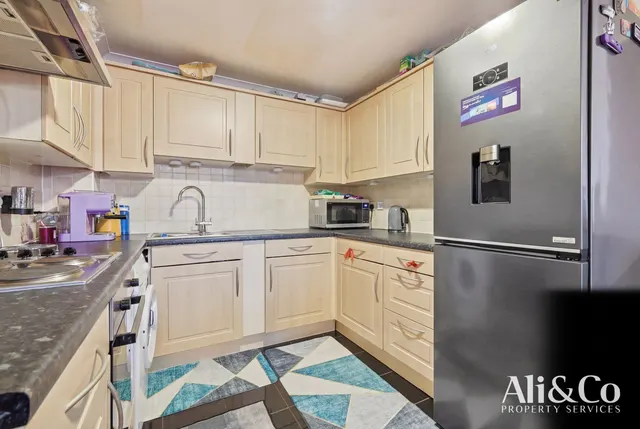 Photo 3 — Anchor Court, Grays, Essex, RM17 6QN