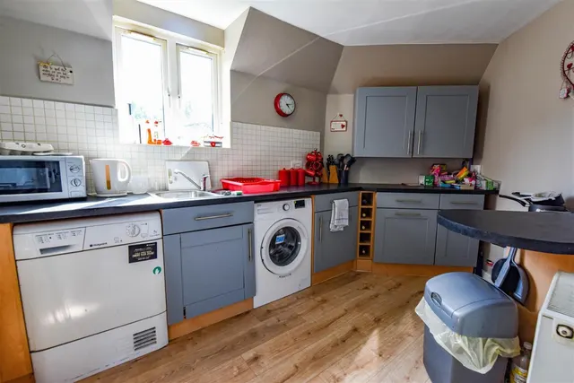 Phelps Mill Close, Dursley, GL11, photo 3