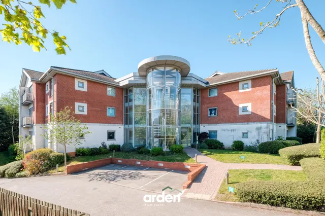 Evesham Road, B97, photo 1