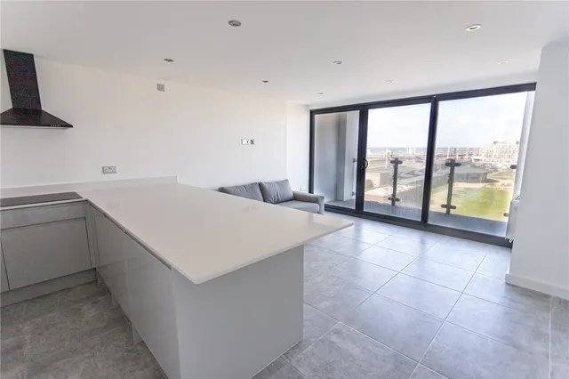 New South Promenade, Blackpool, FY4, photo 2