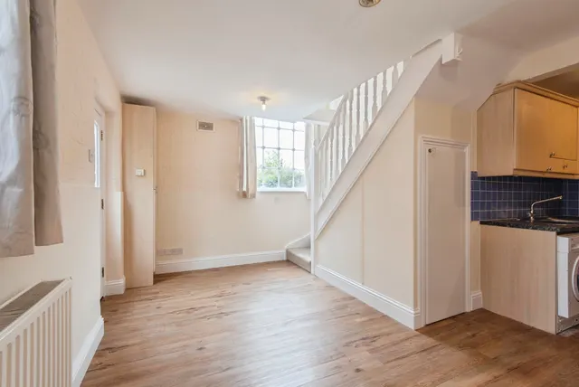 Rose Lane, SG18, photo 3