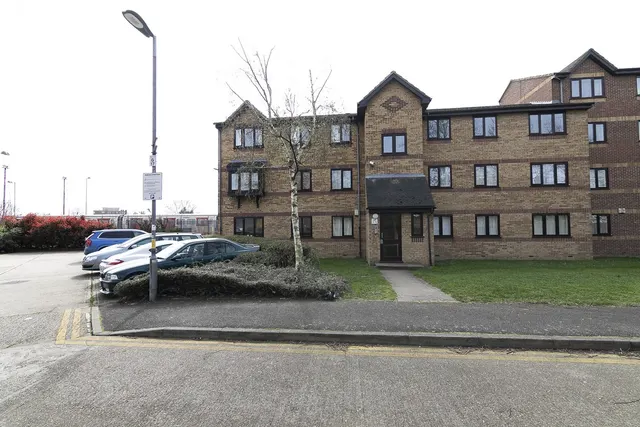 Greenslade Road, Barking, photo 1