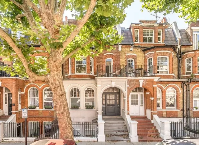 Crookham Road, Fulham, SW6, photo 1