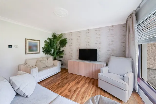 Photo 2 — Inchwood Court, Cumbernauld, Glasgow, North Lanarkshire, G68