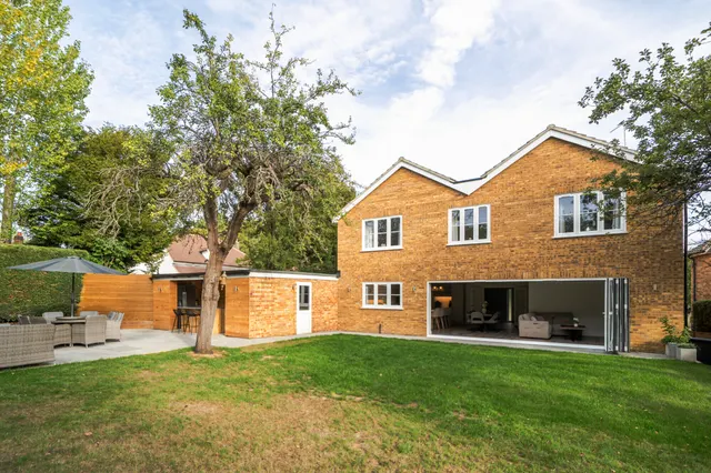Stag Lane, Great Kingshill, HP15, photo 1