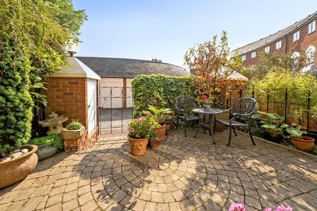 Duckmill Crescent, Bedford, photo 2
