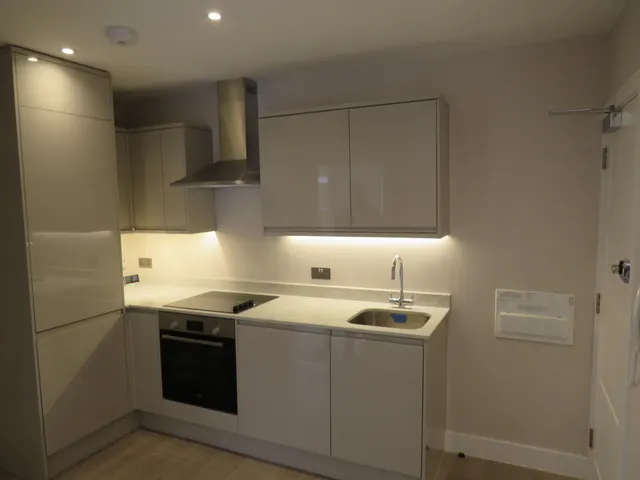 Shaftesbury Court, SL1, photo 2