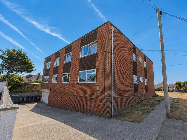 South Coast Road, PEACEHAVENEast, photo 2