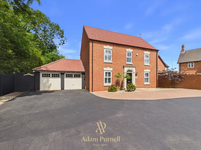 Adderley Avenue, Nuneaton, CV10, photo 1