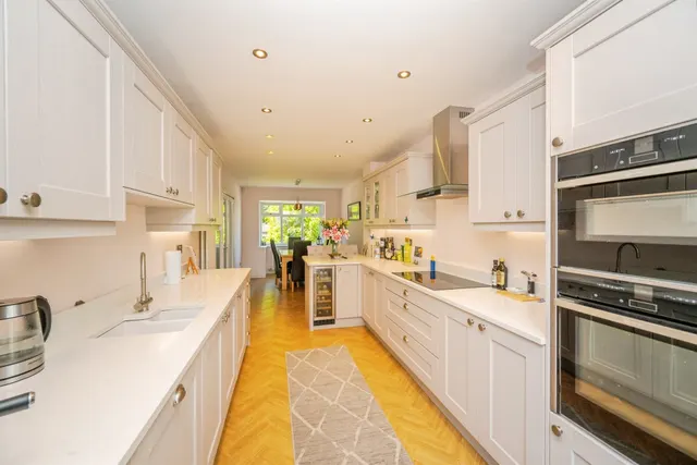 Chandlers Ford, Oakwood, DE21, photo 3