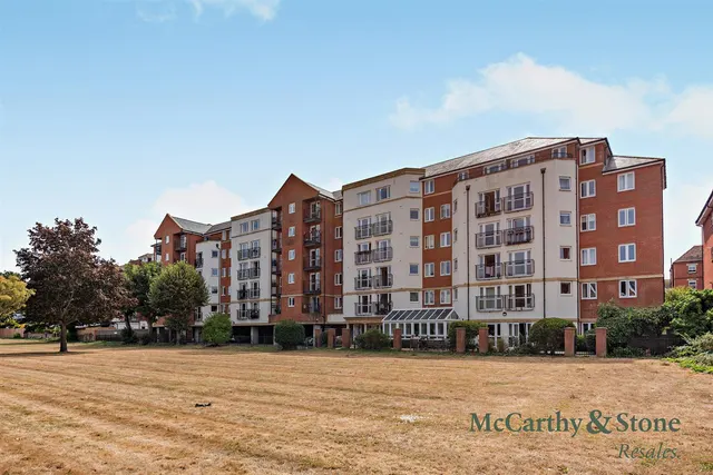 Jevington Gardens, Eastbourne, BN21, photo 1